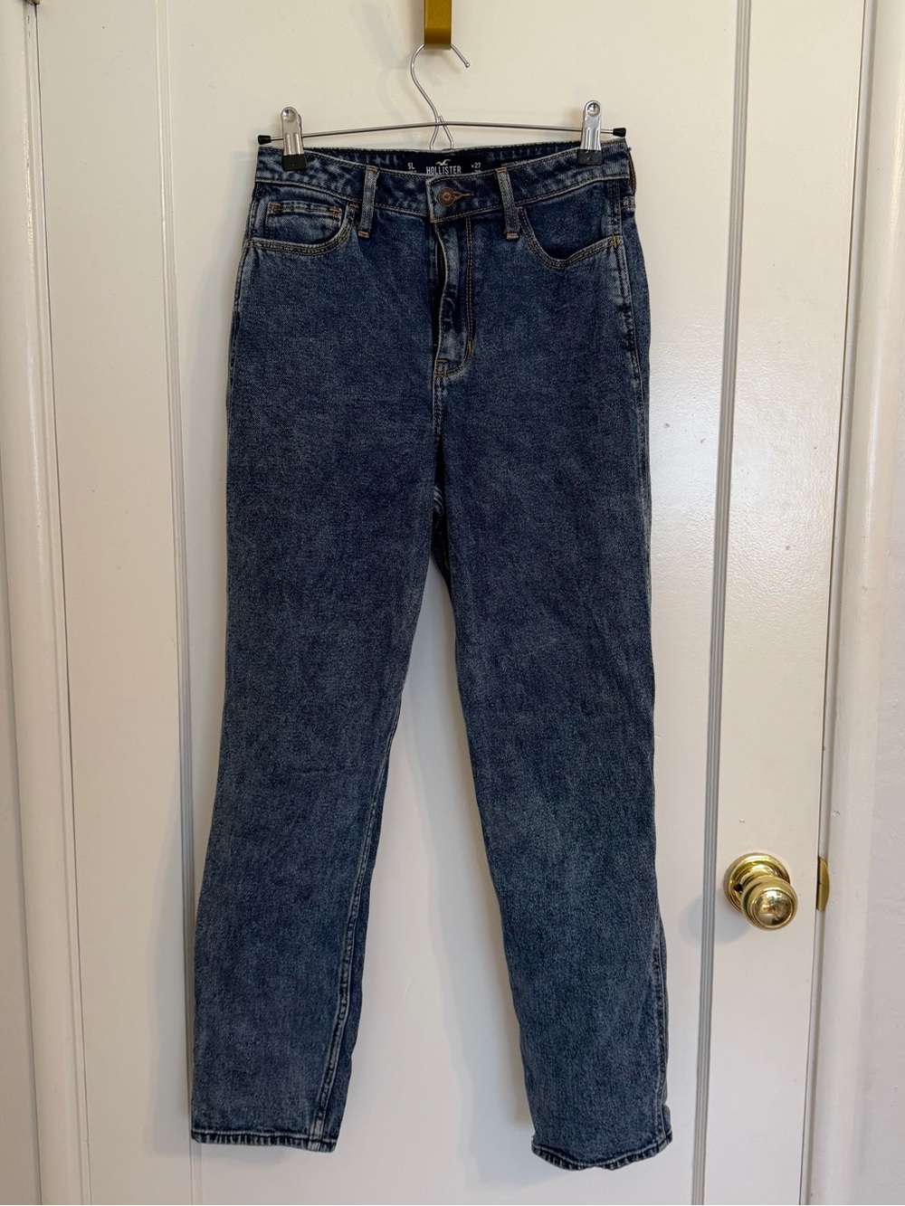 Hollister | Curvy Ultra High Rise Mom Jeans | W27 L29 | Stretch